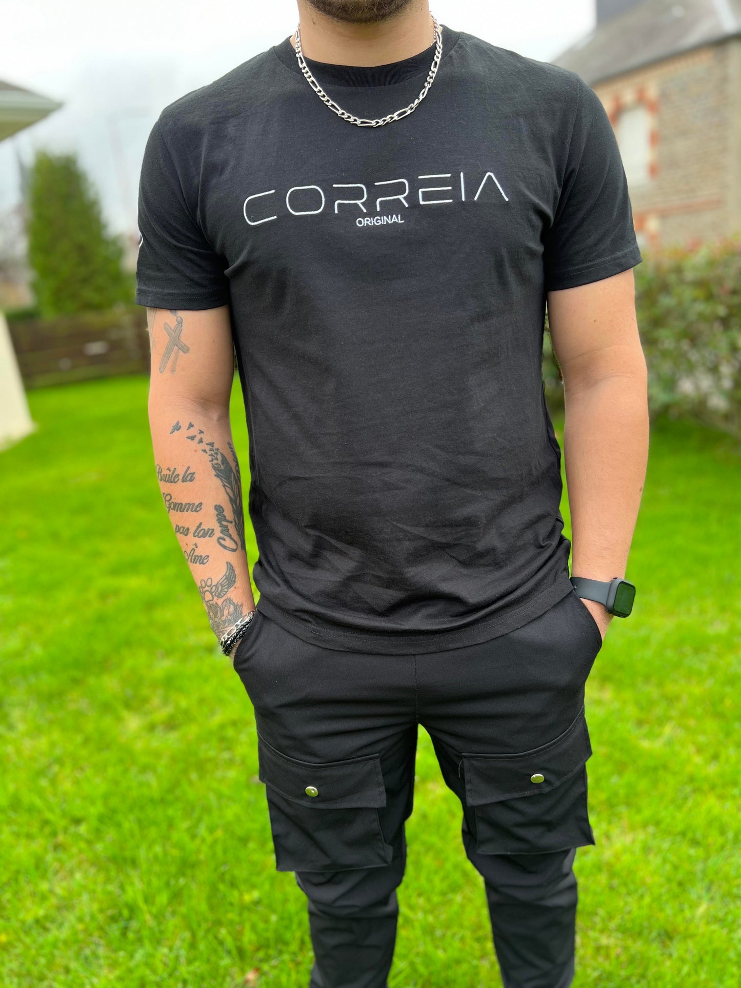 Tee-shirt Correia noir